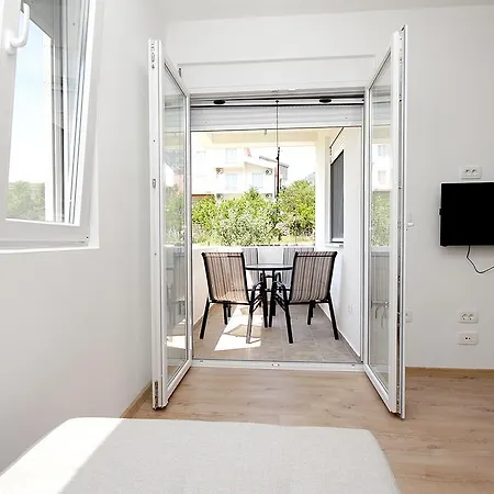 Apartmani Begovic Бар Экстерьер фото